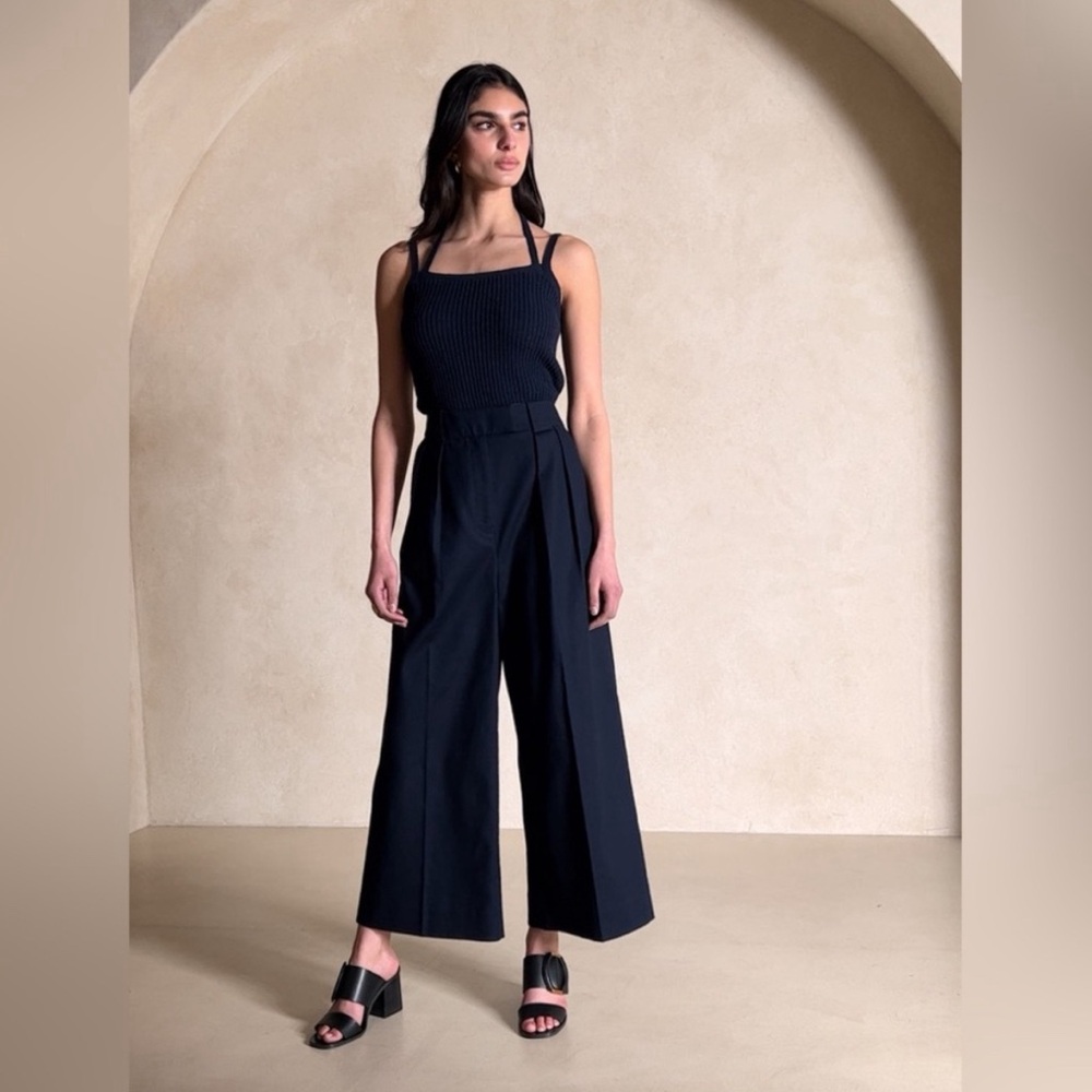 Banana Republic Navy Cruise High Rise Ultra Wide Leg Cropped Pant